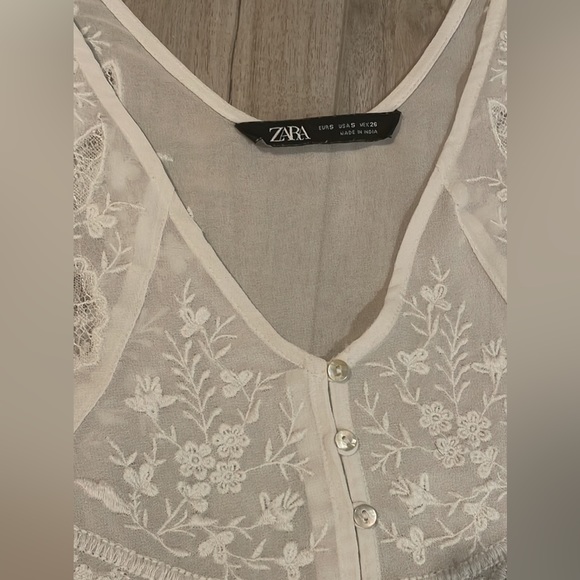 Small Zara white lace tank top - Picture 2 of 5